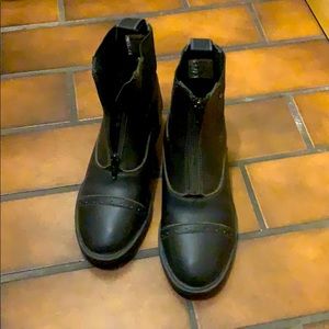 Horse riding boots kids size 5